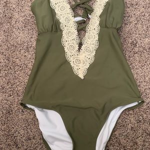 One piece bathing suit